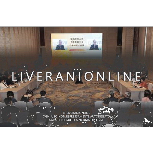 (140422) -- YANGZHOU, April 22, 2014 () -- The first planery meeting of the ninth session of the Northeast Asia Trilateral Forum is held in Yangzhou, east China\'s Jiangsu Province, April 22, 2014. The forum, cosponsored by China\'s News Agency, Japan\'s Nikkei news group and South Korea\'s leading daily newspaper, Joong-Ang Ilbo, seeks to strengthen non-governmental exchanges among the three nations. The yearly event has been held alternately in the three countries since 2006. (/Han Yuqing) (zkr) ©PHOTOSHOT/AGENZIA ALDO LIVERANI SAS - ITALY ONLY - EDITORIAL USE ONLY