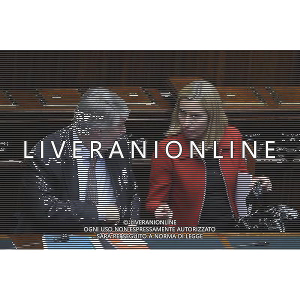 Roma - 23/04/2014 - Montecitorio - Voto di fiducia sul decreto Lavoro - nella foto: Giuliano Poletti e Federica Mogherini /Ph. Fabrizio Corradetti - Ag. Aldo Liverani sas