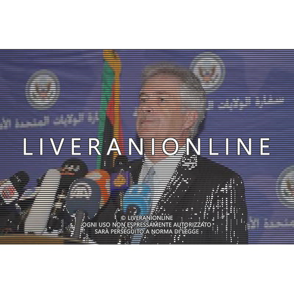 (140424) -- TRIPOLI, April 24, 2014 () -- U.S. Deputy Secretary of State William Burns attends a press conference in Tripoli, Libya, April 24, 2014. U.S. Deputy Secretary of State William said the United States will fight terrorism alongside the Libyan people by strengthening Libya\'s army and police. (/Hamza Turkia)(zhf) AG ALDO LIVERANI SAS ONLY ITALY