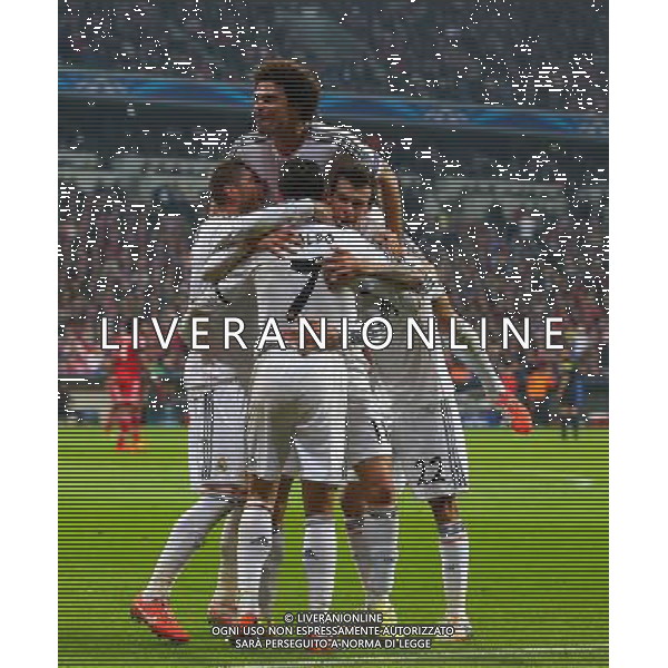 firo : 29.04.2014 Fu§ball,Fussball, UEFA Champions League, CL, Halbfinale , RŸckspiel, FC Bayern MŸnchen - Real Madrid Jubel um Cristiano RONALDO nach 0:3, $worldrightsEs gelten unsere AGB, einsehbar auf www.firosportphoto.de ¤ONLY FOR USE IN G E R M A N Y !!!!! Photo : BPI, copyright by firo sportphoto: Coesfelder Str.207 48249 DŸlmeTel.:02594 9916004 www.firosportphoto.de mail@firosportphoto.de (V o l k s b a n k B o c h u m - W i t t e n ) BLZ.: 430 601 29 Kt. Nr.: 341 117 100 Tel.:02594 9916004 AG ALDO LIVERANI SAS ONLY ITALY