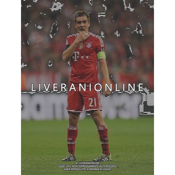 firo Fu§ball,Fussball, 29.04.2014 Uefa Champions League, Saison 2013/2014 Halbfinale - RŸckspiel, FC Bayern MŸnchen, Muenchen, FCB - Real Madrid CF, EnttŠuschung, Enttaeuschung, Gestik, Philipp Lahm, Bayern, $worldrightsEs gelten unsere AGB, einsehbar auf www.firosportphoto.de copyright by firo sportphoto: Coesfelder Str.207 48249 DŸlmen www.firosportphoto.de mail@firosportphoto.de (V o l k s b a n k B o c h u m - W i t t e n ) BLZ.: 430 601 29 Kt. Nr.: 341 117 100 Tel:Ê 02594 - 9916004 Fax:Ê02594 - 9916005 AG ALDO LIVERANI SAS ONLY ITALY