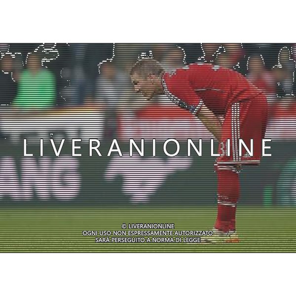 firo Fu§ball, Fussball, 29.04.2014 Uefa Champions League, CL Saison 2013/2014 Halbfinale, RŸckspiel FCB FC Bayern MŸnchen Muenchen - Real Madrid CF FCB Bastian Schweinsteiger, EnttŠuschung enttŠuscht Enttaeuschung enttaeuscht unzufrieden, ganze figur $worldrights Es gelten unsere AGB, einsehbar auf www.firosportphoto.de copyright by firo sportphoto: Coesfelder Str.207 48249 DŸlmen www.firosportphoto.de mail@firosportphoto.de (V o l k s b a n k B o c h u m - W i t t e n ) BLZ.: 430 601 29 Kt. Nr.: 341 117 100 Tel:Ê 02594 - 9916004 Fax:Ê02594 - 9916005 AG ALDO LIVERANI SAS ONLY ITALY