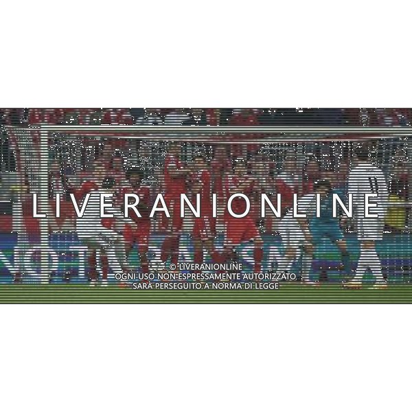 firo Fu§ball, Fussball, 29.04.2014 Uefa Champions League, CL Saison 2013/2014 Halbfinale, RŸckspiel FCB FC Bayern MŸnchen Muenchen - Real Madrid CF Tor Treffer, 4:0, Real Madrid Cristiano Ronaldo $worldrights Es gelten unsere AGB, einsehbar auf www.firosportphoto.de copyright by firo sportphoto: Coesfelder Str.207 48249 DŸlmen www.firosportphoto.de mail@firosportphoto.de (V o l k s b a n k B o c h u m - W i t t e n ) BLZ.: 430 601 29 Kt. Nr.: 341 117 100 Tel:Ê 02594 - 9916004 Fax:Ê02594 - 9916005 AG ALDO LIVERANI SAS ONLY ITALY