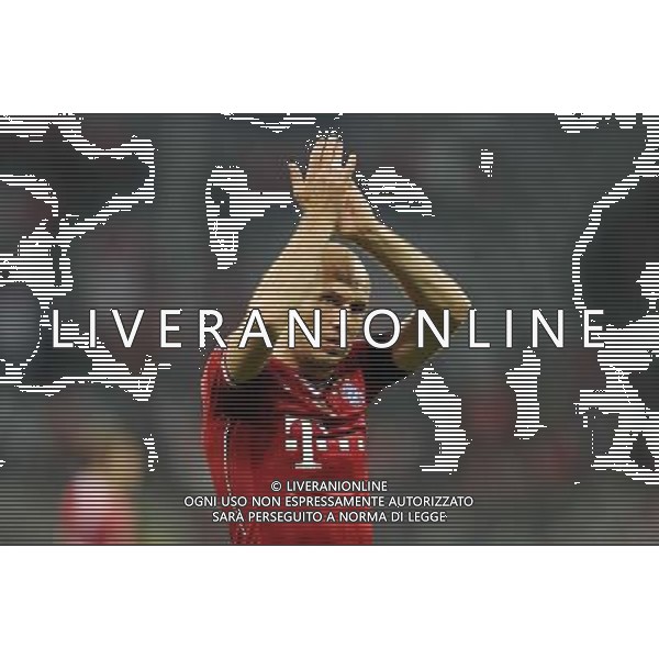 firo Fu§ball,Fussball, 29.04.2014 Uefa Champions League, Saison 2013/2014 Halbfinale - RŸckspiel, FC Bayern MŸnchen, Muenchen, FCB - Real Madrid CF, 0 : 4, EnttŠuschung, Enttaeuschung, Gestik, Arjen Robben, Bayern, $worldrightsEs gelten unsere AGB, einsehbar auf www.firosportphoto.de copyright by firo sportphoto: Coesfelder Str.207 48249 DŸlmen www.firosportphoto.de mail@firosportphoto.de (V o l k s b a n k B o c h u m - W i t t e n ) BLZ.: 430 601 29 Kt. Nr.: 341 117 100 Tel:Ê 02594 - 9916004 Fax:Ê02594 - 9916005 AG ALDO LIVERANI SAS ONLY ITALY