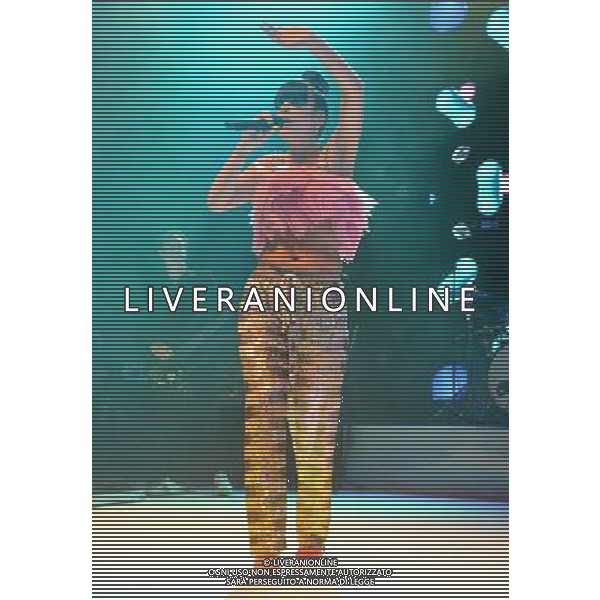  Lily Allen performing live at the Shepherds Bush Empire, London on Monday April 28, 2014. NO MIRROR ©PHOTOSHOT/AGENZIA ALDO LIVERANI SAS - ITALY ONLY - EDITORIAL USE ONLY
