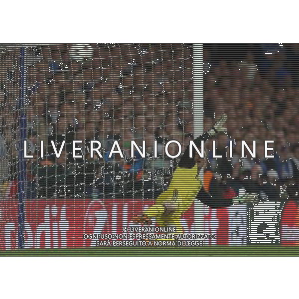 Atletico Madrid\'s Diego Costa celebrates scoring from the spot Photo by Kieran Galvin/CameraSport Football - UEFA Champions League Semi-Final Second Leg - Chelsea v Atletico Madrid - Wednesday 30th April 2014 - Stamford Bridge - London © CameraSport - 43 Linden Ave. Countesthorpe. Leicester. England. LE8 5PG - Tel: +44 (0) 116 277 4147 - admin@camerasport.com - www.camerasport.com AG ALDO LIVERANI SAS ONLY ITALY