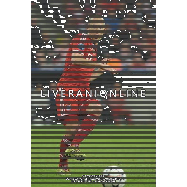 29.04.2014, Allianz Arena, Muenchen, GER, UEFA CL, FC Bayern Muenchen vs Real Madrid, Halbfinale, Ruckspiel, im Bild Arjen Robben (FC Bayern Muenchen) // during the UEFA Champions League Round of 4, 2nd Leg Match between FC Bayern Munich vs Real Madrid at the Allianz Arena in Muenchen, Germany on 2014/04/30. EXPA Pictures © 2014, PhotoCredit: EXPA/ Eibner-Pressefoto/ Stuetzle *****ATTENTION - OUT of GER***** ©PHOTOSHOT/AGENZIA ALDO LIVERANI SAS - ITALY ONLY - EDITORIAL USE ONLY - BAYERN MONACO - REAL MADRID SEMIFINALE DI RITORNO CHAMPIONS LEAGUE