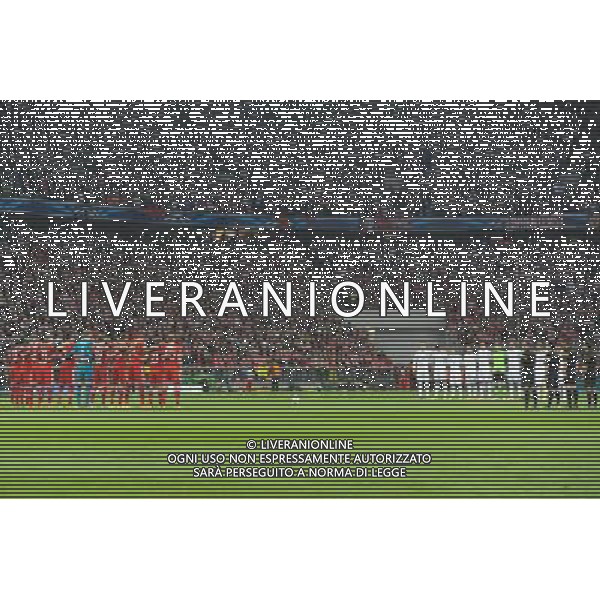 29.04.2014, Allianz Arena, Muenchen, GER, UEFA CL, FC Bayern Muenchen vs Real Madrid, Halbfinale, Ruckspiel, im Bild Schweigeminute fuer fŸr die beiden verstorbenen Trainer Tito Vilanova (Barcelona) und Vujadin Boskov (Real Madrid) // during the UEFA Champions League Round of 4, 2nd Leg Match between FC Bayern Munich vs Real Madrid at the Allianz Arena in Muenchen, Germany on 2014/04/30. EXPA Pictures © 2014, PhotoCredit: EXPA/ Eibner-Pressefoto/ Stuetzle *****ATTENTION - OUT of GER***** ©PHOTOSHOT/AGENZIA ALDO LIVERANI SAS - ITALY ONLY - EDITORIAL USE ONLY - BAYERN MONACO - REAL MADRID SEMIFINALE DI RITORNO CHAMPIONS LEAGUE