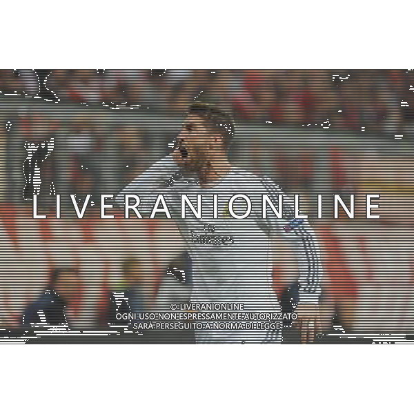 29.04.2014, Allianz Arena, Muenchen, GER, UEFA CL, FC Bayern Muenchen vs Real Madrid, Halbfinale, Ruckspiel, im Bild Torjubel von Sergios Ramos (Real Madrid) nach seinem 0:1 fuer Real Madrid. // during the UEFA Champions League Round of 4, 2nd Leg Match between FC Bayern Munich vs Real Madrid at the Allianz Arena in Muenchen, Germany on 2014/04/30. EXPA Pictures © 2014, PhotoCredit: EXPA/ Eibner-Pressefoto/ Stuetzle *****ATTENTION - OUT of GER***** ©PHOTOSHOT/AGENZIA ALDO LIVERANI SAS - ITALY ONLY - EDITORIAL USE ONLY - BAYERN MONACO - REAL MADRID SEMIFINALE DI RITORNO CHAMPIONS LEAGUE