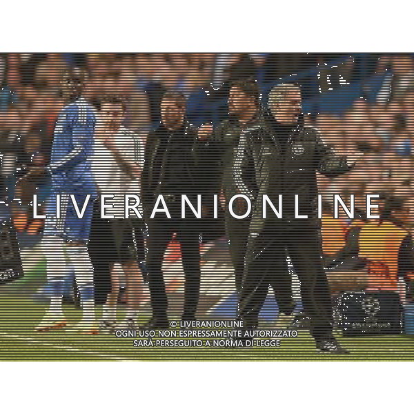  Jose Mourinho and Diego Simone on the touchline as Atletico Madrid win 3-1 against Chelsea in the Semi Final second leg, held at Stamford Bridge, London on Wednesday April 30, 2014. AG ALDO LIVERANI SAS ONLY ITALY