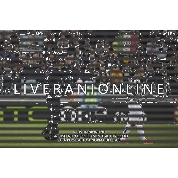 Juventus - Benfica Uefa Europa League Semifinali di Ritorno Federico Tardito/Agenzia Aldo Liverani Sas Nella foto Conte applaude i suoi giocatori uscendo