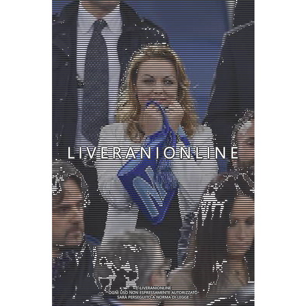 Roma - 03/05/2014 - Stadio Olimpico - Finale TIM CUP 2013-2014 - Fiorentina vs Napoli - nella foto: Francesca Pascale in tribuna con la sciarpa del Napoli / Ph. Fabrizio Corradetti - Ag. Aldo Liverani sas