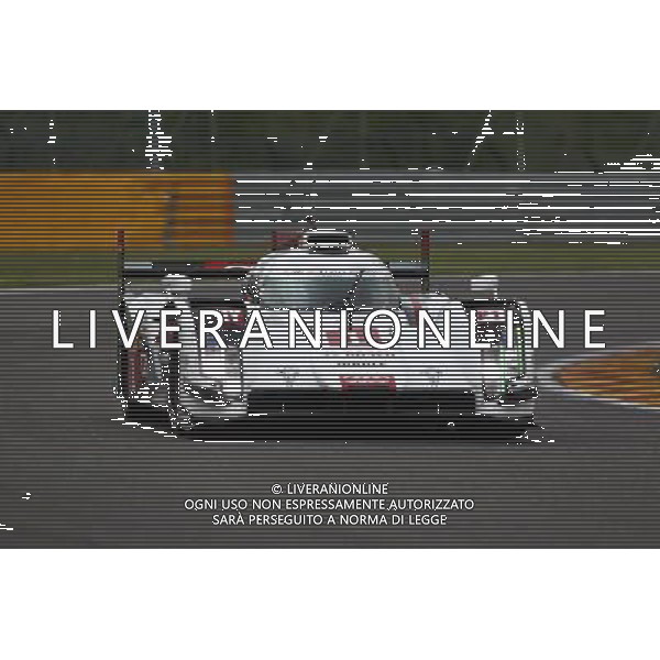 02.05.2014, Circuit de Spa, Francorchamps, BEL, FIA, WEC, 6 Stnden von Spa Francorchamps, im Bild Audi Sport Team Joest / Audi R18 e-tron quattro-Hybrid, Lucas Di Grassi / Loic Duval / Tom Kristensen // during the 6 Hours of Spa-Francorchamps of FIA World Endurance Championship at the Circuit de Spa in Francorchamps, Belgium on 2014/05/02. EXPA Pictures © 2014, PhotoCredit: EXPA/ Eibner-Pressefoto/ Bermel *****ATTENTION - OUT of GER***** ©photoshot/AGENZIA ALDO LIVERANI SAS - ITALY ONLY - EDITORIAL USE ONLY
