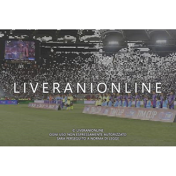 Roma - 03/05/2014 - Stadio Olimpico - Finale TIM CUP 2013-2014 - Fiorentina vs Napoli - nella foto: Le squadre schierate durante l\'inno nazionale / Ph. Fabrizio Corradetti - Ag. Aldo Liverani sas