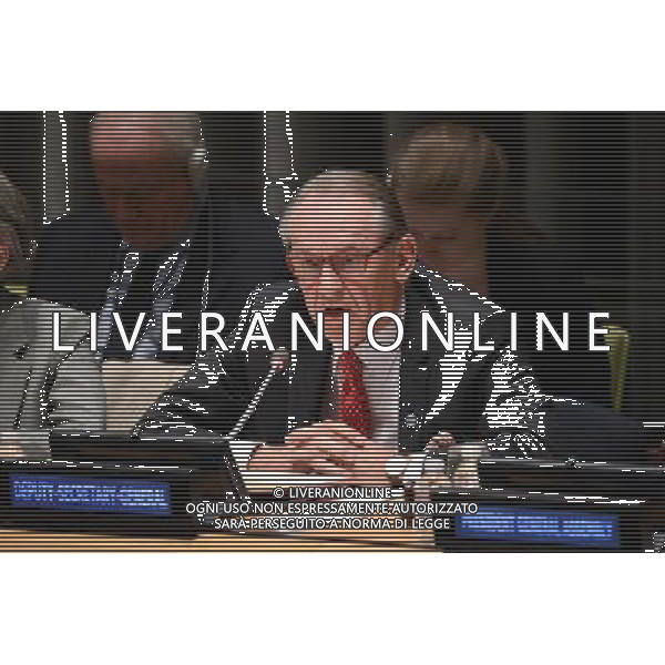 (140505) -- NEW YORK, May 5, 2014 () -- UN Deputy-Secretary-General Jan Eliasson speaks during a special thematic debate of the UN General Assembly (UNGA) on \'Culture and Sustainable Development in the Post-2015 Development Agenda,\' held at the UN headquarters in New York, on May 5, 2014. (/Niu Xiaolei) ©PHOTOSHOT/AGENZIA ALDO LIVERANI SAS - ITALY ONLY - EDITORIAL USE ONLY - Speciale dibattito tematico dell\'Assemblea generale delle Nazioni Unite (UNGA) sul tema \'Cultura e Sviluppo sostenibile nel Agenda per lo sviluppo post-2015\', presso la sede delle Nazioni Unite a New York, il 5 maggio 2014. 