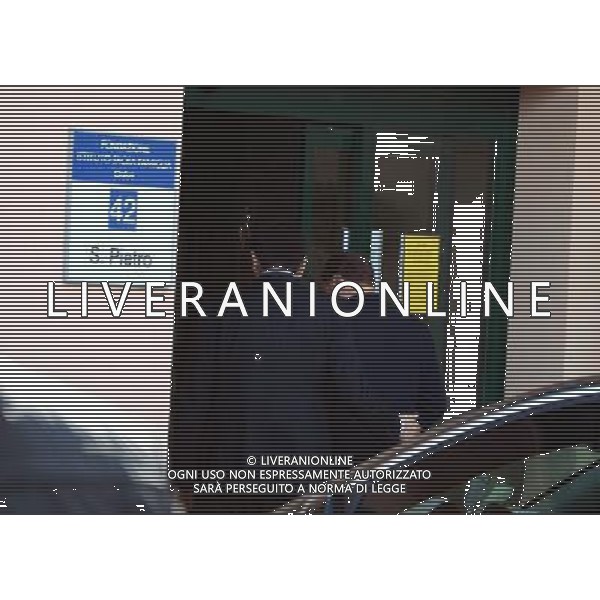 L\'arrivo dell\'ex premier Silvio Berlusconi, per l\'inizio dei servizi sociali nella clinica per anziani a Cesano Boscone -Milano 09 maggio 2014 ©gazzaniga/AGENZIA ALDO LIVERANI SAS
