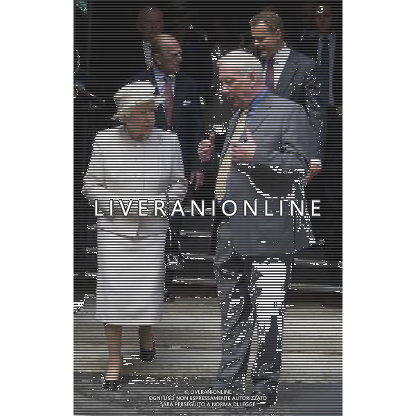 07.05.14 HRHThe Queen with Laurie Upshon, Chairman of the Journalists\' Charity at the Stationers\' Hall London,where she met senior media excutives, journalists, industry figures and sponsors. AG ALDO LIVERANI SAS ONLY ITALY
