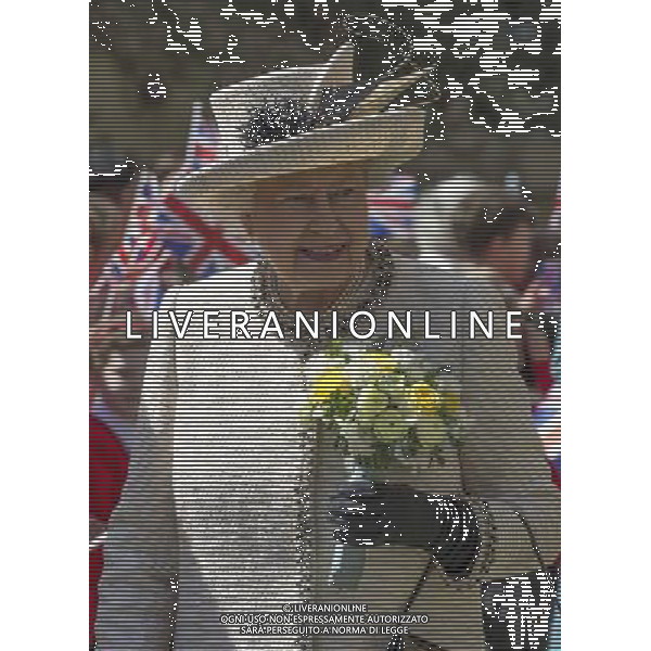 The Queen and The Duke of Edinburgh attended a Service at Chelmsford Cathedral,, as part of the centenary celebrations of Chelmsford Diocese. After the Service, Her Majesty and His Royal Highness met staff and volunteers in the nearby Diocesan Offices\'s AG ALDO LIVERANI SAS ONLY ITALY