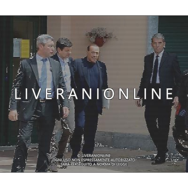 L\'uscita dell\'ex premier Silvio Berlusconi, nel primo giorno ai servizi sociali nella clinica per anziani Sacra Famiglia a Cesano Boscone -Milano 09 maggio 2014 ©Gazzaniga/AGENZIA ALDO LIVERANI SAS
