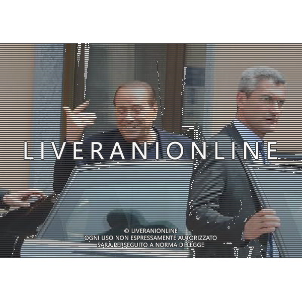 L\'uscita dell\'ex premier Silvio Berlusconi, nel primo giorno ai servizi sociali nella clinica per anziani Sacra Famiglia a Cesano Boscone -Milano 09 maggio 2014 ©Gazzaniga/AGENZIA ALDO LIVERANI SAS