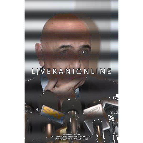 MILANO 29/11/04 ASSEMBLEA DI LEGA PER L\'ELEZIONE DEL PRESIDENTE NELLA FOTO GALLIANI ADRIANO PH GIGI ARCAINI/AG.ALDO LIVERANI