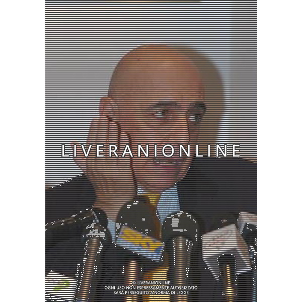 MILANO 29/11/04 ASSEMBLEA DI LEGA PER L\'ELEZIONE DEL PRESIDENTE NELLA FOTO GALLIANI ADRIANO PH GIGI ARCAINI/AG.ALDO LIVERANI