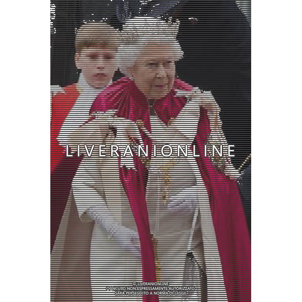 Queen Elizabeth II attends the Order of the Bath Service in Westminster Abbey in London, England. 9th May 2014 ©photoshot/AGENZIA ALDO LIVERANI SAS - ITALY ONLY - REALI INGLESI: La regina Elisabetta II al raduno dei Cavalieri dell\'Ordine del Bagno all\'Abbazia di Westminster a Londra inghilterra 9 maggio 2014.
