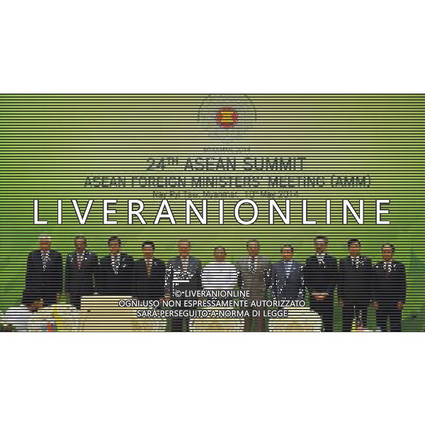 (140510) -- NAY PYI TAW, May 10, 2014 () -- ASEAN Secretary-General Le Luong Minh (1st R) and ASEAN Foreign Ministers pose for photos prior to the ASEAN Foreign Ministers\' Meeting during the 24th ASEAN Summit in Nay Pyi Tay, Myanmar, May 10, 2014. (/Wong Pun Keung) (zw) ©photoshot/AGENZIA ALDO LIVERANI SAS - ITALY ONLY - EDITORIAL USE ONLY