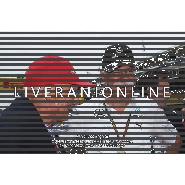 (L to R): Niki Lauda (AUT) Mercedes Non-Executive Chairman with Dr. Dieter Zetsche (GER) Daimler AG CEO on the grid. 11.05.2014. Formula 1 World Championship, Rd 5, Spanish Grand Prix, Barcelona, Spain, Race Day. - www.xpbimages.com, EMail: requests@xpbimages.com - copy of publication required for printed pictures. Every used picture is fee-liable. © Copyright: Photo4 / XPB Images AG ALDO LIVERANI SAS ONLY ITALY