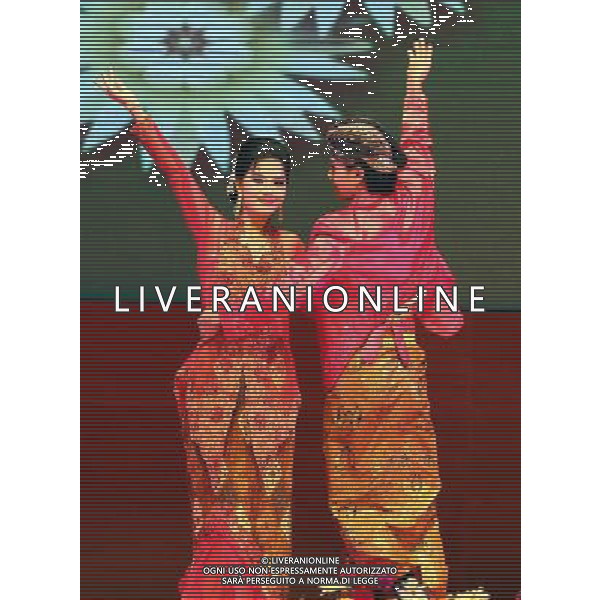 (140510) -- NAY PYI TAW, May 10, 2014 () -- Artists perform during the 24th ASEAN Summit welcome dinner at the Myanmar International Convention Center in Nay Pyi Taw, Myanmar, May 10, 2014. (/Li Peng) (cy) ©PHOTOSHOT/AGENZIA ALDO LIVERANI SAS - ITALY ONLY - EDITORIAL USE ONLY