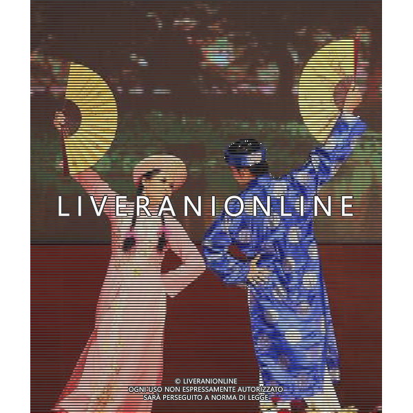 (140510) -- NAY PYI TAW, May 10, 2014 () -- Artists perform during the 24th ASEAN Summit welcome dinner at the Myanmar International Convention Center in Nay Pyi Taw, Myanmar, May 10, 2014. (/Li Peng) (cy) ©PHOTOSHOT/AGENZIA ALDO LIVERANI SAS - ITALY ONLY - EDITORIAL USE ONLY