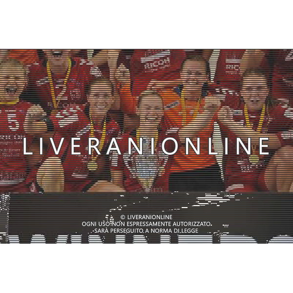 Jennie Linnel / Jasmina Djapanovic- 11.05.2014 - Issy Paris Hand / H65 Hoor - Finale de la Coupe d\'Europe retour feminine 2014 Photo : Aurelien Meunier / Icon Sport AG ALDO LIVERANI SAS ONLY ITALY AG ALDO LIVERANI SAS ONLY ITALY