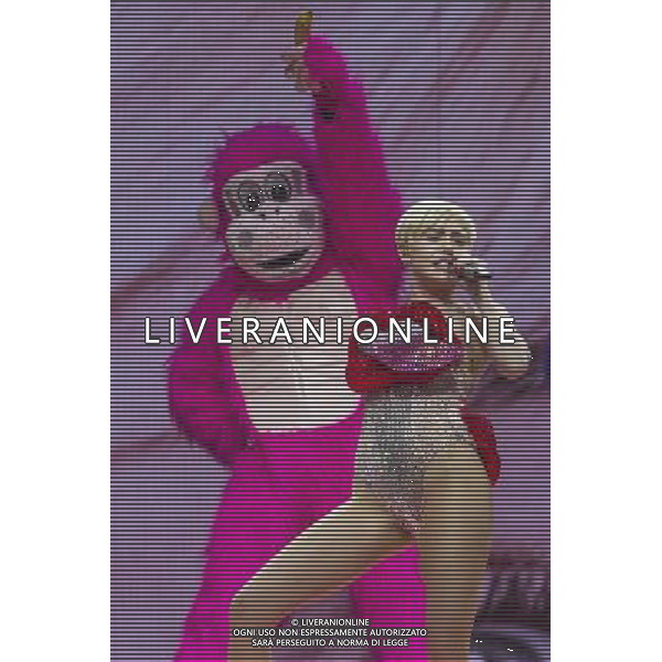 Miley Cyrus performs live at Leeds Arena, Leeds, England as part of her Bangerz tour, 10th May 2014. ©PHOTOSHOT/AGENZIA ALDO LIVERANI SAS - ITALY ONLY - EDITORIAL USE ONLY