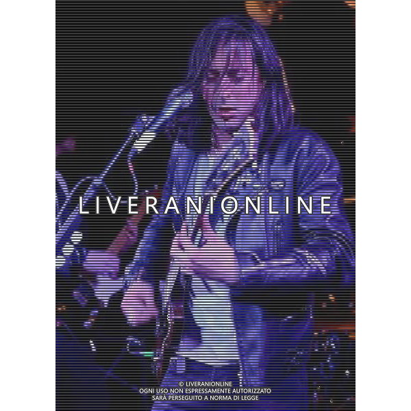  Carl Barat performs his first ever show with his new band The Jackals in Reading\'s Sub89, The Bowery District to a lucky 300 fans Date ; 13/05/2014 AG ALDO LIVERANI SAS ONLY ITALY