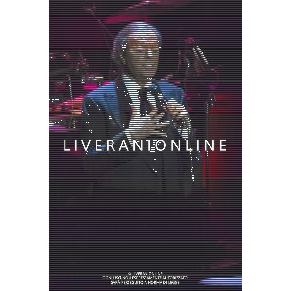 Julio Iglesias performing live at the Royal Albert Hall, 13th May 2014 AG ALDO LIVERANI SAS ONLY ITALY