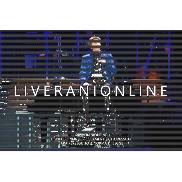 American singer-songwriter Barry Manilow (born Barry Alan Pincus) performs the first of two shows at Wembley Arena, London, England, UK on 13th May 2014. AG ALDOL IVERANI SAS ONLY ITALY