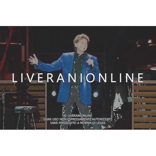 American singer-songwriter Barry Manilow (born Barry Alan Pincus) performs the first of two shows at Wembley Arena, London, England, UK on 13th May 2014. AG ALDOL IVERANI SAS ONLY ITALY
