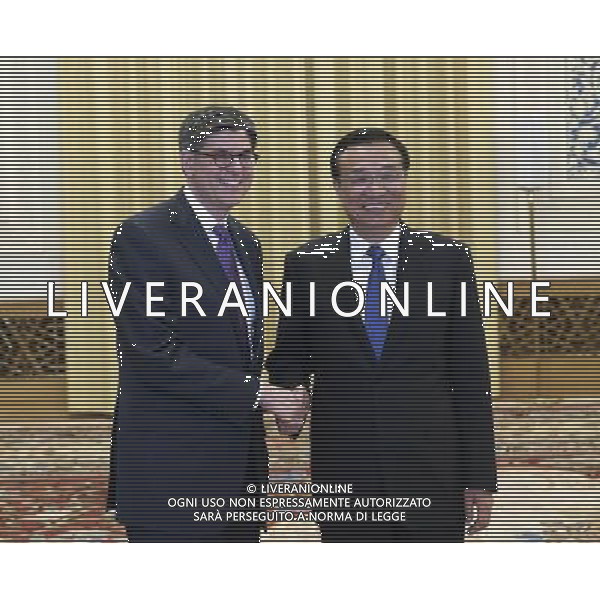 (140513) -- BEIJING, May 13, 2014 () -- Chinese Premier Li Keqiang (R) meets with U.S. President Barack Obama\'s special representative and Treasury Secretary Jacob Lew in Beijing, capital of China, May 13, 2014. (/Pang Xinglei) (mp) AG ALDO LIVERANI SAS ONLY ITALY