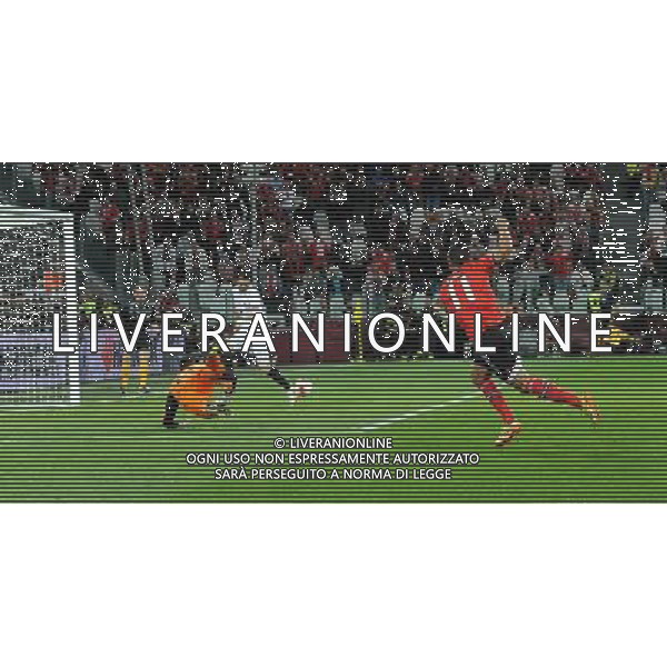 UEFA Europa League 2013/2014 Finale Torino - 14.05.2014 Siviglia-Benfica Nella Foto:occasione lima salvato sulla linea /Ph.Vitez-Ag. Aldo Liverani