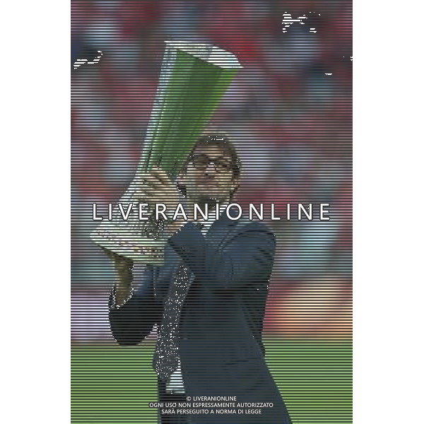 TURYN 14.05.2014 FINALOWY MECZ LIGA EUROPY SEZON 2013/14: SEVILLA FC - BENFICA LIZBONA --- UEFA EUROPA LEAGUE FINAL MATCH IN TURIN: SEVILLA FC - BENFICA LISBON CIRO FERRARA FOT. PIOTR KUCZA/NEWSPIX.PL --- Newspix.pl ©NEWSPIX/AGENZIA ALDO LIVERANI SAS - ITALY ONLY - Siviglia - Benfica UEFA Europa League 2013/2014 Finale Torino - 14.05.2014 *** Local Caption *** www.newspix.pl mail us: info@newspix.pl call us: 0048 022 23 22 222 --- Polish Picture Agency by Ringier Axel Springer Poland