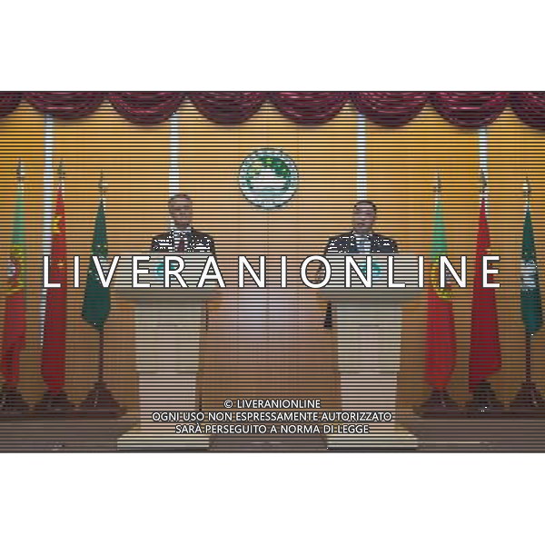 (140517) -- MACAO, May 17, 2014 () -- Chui Sai On (R), chief executive of the Macao Special Administrative Region, and Portuguese President Anibal Cavaco Silva attend a press conference in Macao, south China, May 17, 2014. (/Cheong Kam Ka)(zkr) AG ALDO LIVERANI SAS ONLY ITALY