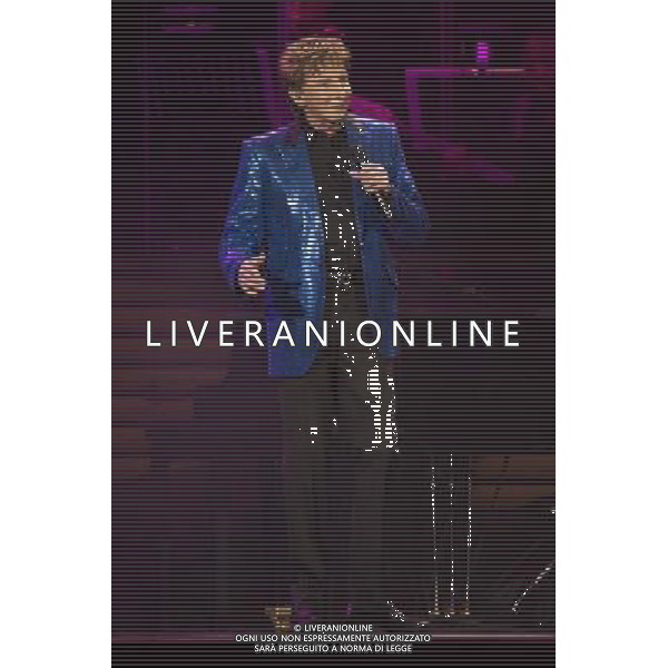 Barry Manilow performs live in concert at Manchester Arena, Manchester, England, 18th May 2014. AG ALDO LIVERANI SAS ONLY ITALY