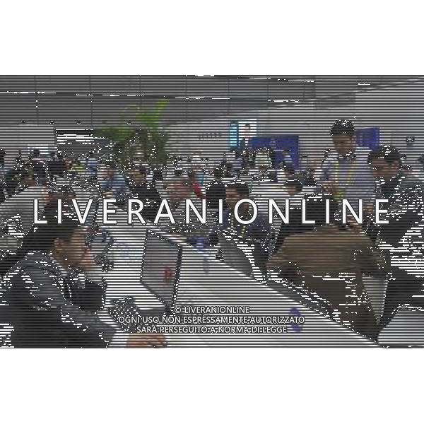 (140521) -- SHANGHAI, May 21, 2014 () -- Journalists work at the media center of the fourth summit of the Conference on Interaction and Confidence Building Measures in Asia (CICA) in east China\'s Shanghai, May 21, 2014. The fourth CICA summit began in Shanghai on Wednesday morning. (/Pei Xin) (lfj) ©PHOTOSHOT/Agenzia Aldo Liverani sas - ITALY ONLY - EDITORIAL USE ONLY - Sessione di apertura del quarto vertice della Conferenza sull\'interazione e misure di rafforzamento della fiducia in Asia (CICA), a Shanghai, Cina 21 Maggio 2014.