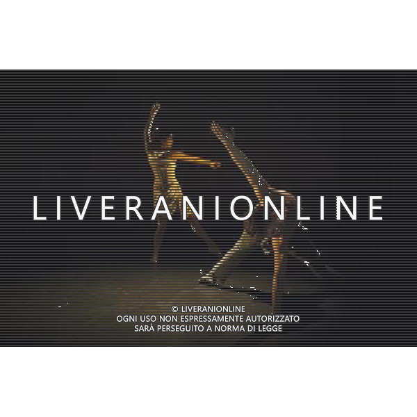 English National Ballet Choreographics 22 - 24 May 2014 The Pit Barbican, London ©PHOTOSHOT/AGENZIA ALDO LIVERANI SAS - ITALY ONLY - EDITORIAL USE ONLY - Balletto nazionale inglese Choreographics 22-24 maggio 2014 Il Pit Barbican, Londra