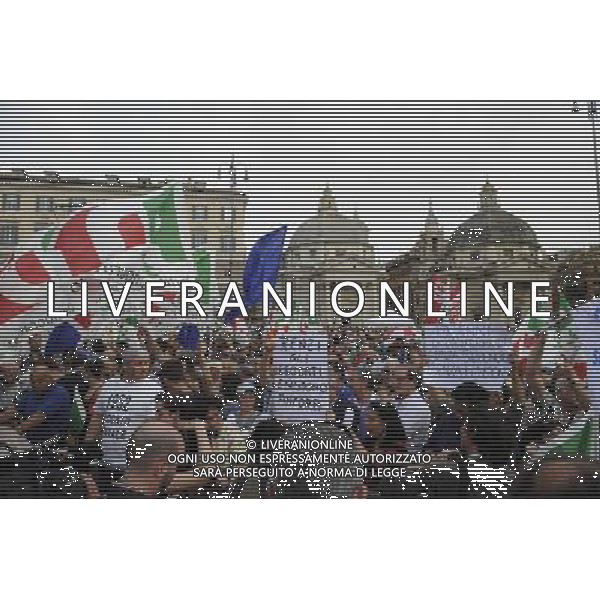 COMIZIO DEL LEADER DEL PD MATTEO RENZI IN PIAZZA DEL POPOLO A ROMA 22 maggio 2014.PER LE ELEZIONI EUROPEE 2014 ©Corradetti/AGENZIA ALDO LIVERANI SAS