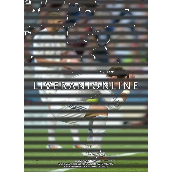 Real Madrid\'s Gareth Bale holds his hands in head after missing a goal scoring opportunity Photographer Ian Cook/CameraSport Football - UEFA Champions League Final 2014 - Real Madrid v Atletico Madrid - Saturday 24th May 2014 - Stadium of Light - Lisbon - Portugal © CameraSport - 43 Linden Ave. Countesthorpe. Leicester. England. LE8 5PG - Tel: +44 (0) 116 277 4147 - admin@camerasport.com - www.camerasport.com /AGENZIA ALDO LIVERANI SAS - ITALY ONLY - Real Madrid - Atletico Madrid UEFA Champions League 2013/2014 Finale Lisbona (Portogallo) - 24.05.2014