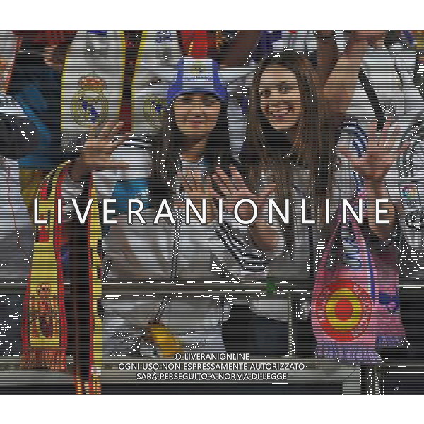 Real Madrid fans celebrate after the club won its 10th trophy Photographer Ian Cook/CameraSport Football - UEFA Champions League Final 2014 - Real Madrid v Atletico Madrid - Saturday 24th May 2014 - Stadium of Light - Lisbon - Portugal © CameraSport - 43 Linden Ave. Countesthorpe. Leicester. England. LE8 5PG - Tel: +44 (0) 116 277 4147 - admin@camerasport.com - www.camerasport.com /AGENZIA ALDO LIVERANI SAS - ITALY ONLY - Real Madrid - Atletico Madrid UEFA Champions League 2013/2014 Finale Lisbona (Portogallo) - 24.05.2014