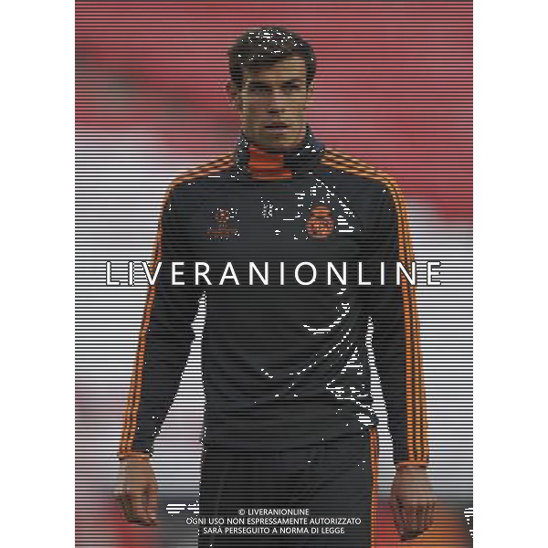 Real Madrid\'s Gareth Bale during the UEFA Champions league Final 2014 Pre Match Training session Photographer Ian Cook/CameraSport Football - UEFA Champions league Final 2014 Pre Match Training session- Thursday 23rd May 2014 - Stadium of Light - Lisbon © CameraSport - 43 Linden Ave. Countesthorpe. Leicester. England. LE8 5PG - Tel: +44 (0) 116 277 4147 - admin@camerasport.com - www.camerasport.com ©photoshot/AGENZIA ALDO LIVERANI SAS - ITALY ONLY - EDITORIAL USE ONLY /AGENZIA ALDO LIVERANI SAS - ITALY ONLY - EDITORIAL USE ONLY