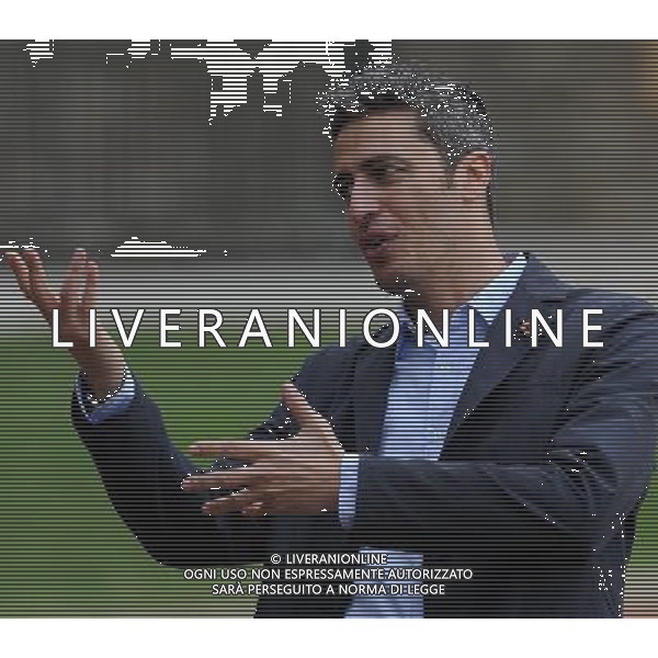 Raduno Nazionale Italiana in vista dei Mondiali di Calcio FIFA 2014 in Brasile Firenze - 27.05.2014 Allenamento Nella Foto:piff gira uno spot per la tim a coverciano /Ph.Vitez-Ag. Aldo Liverani