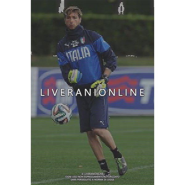 Raduno Nazionale Italiana in vista dei Mondiali di Calcio FIFA 2014 in Brasile Firenze - 27.05.2014 Allenamento Nella Foto:mirante /Ph.Vitez-Ag. Aldo Liverani